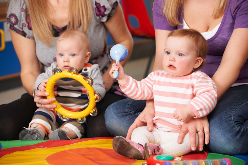 bébés à la crèche