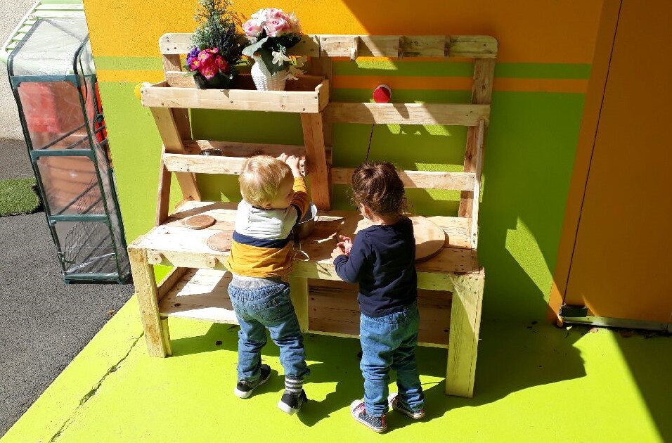 dinette en bois