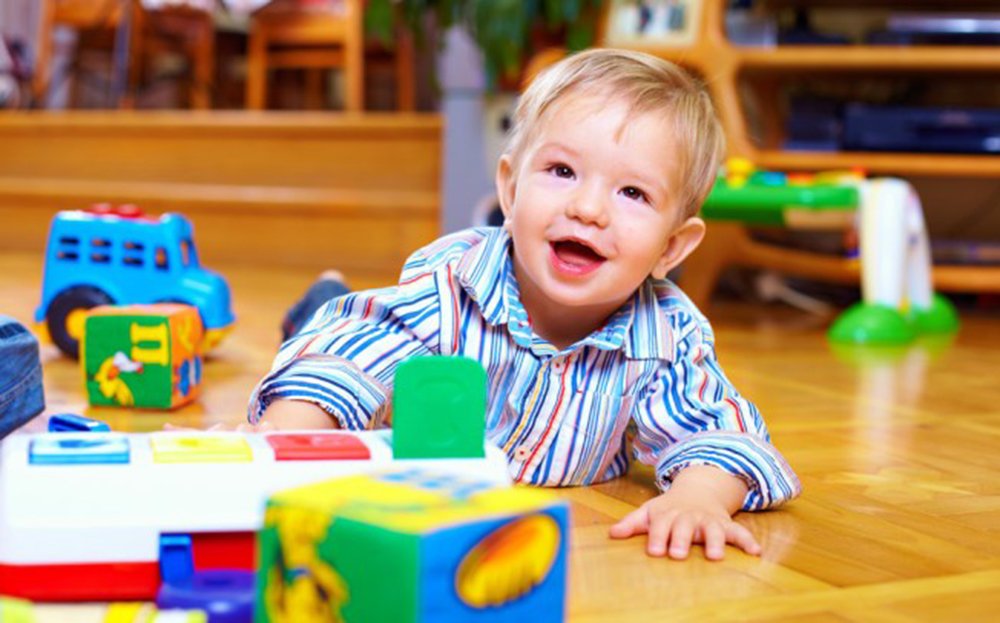 enfant dans une micro-crèche