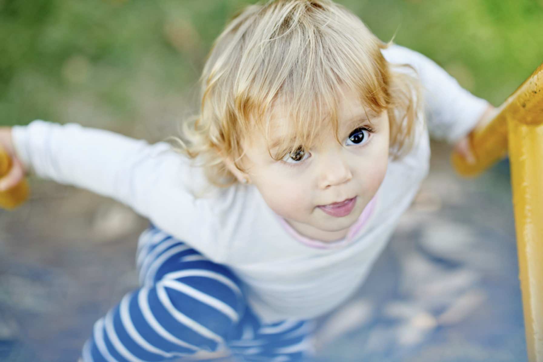 Enfant en mouvement