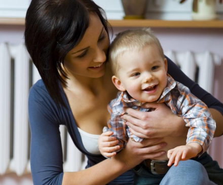 Assistante maternelle dans une crèche familiale