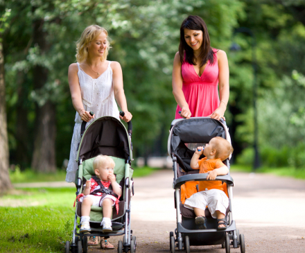 assistantes maternelles au parc