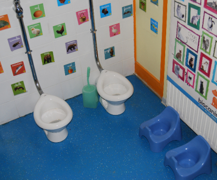 toilettes tout-petits