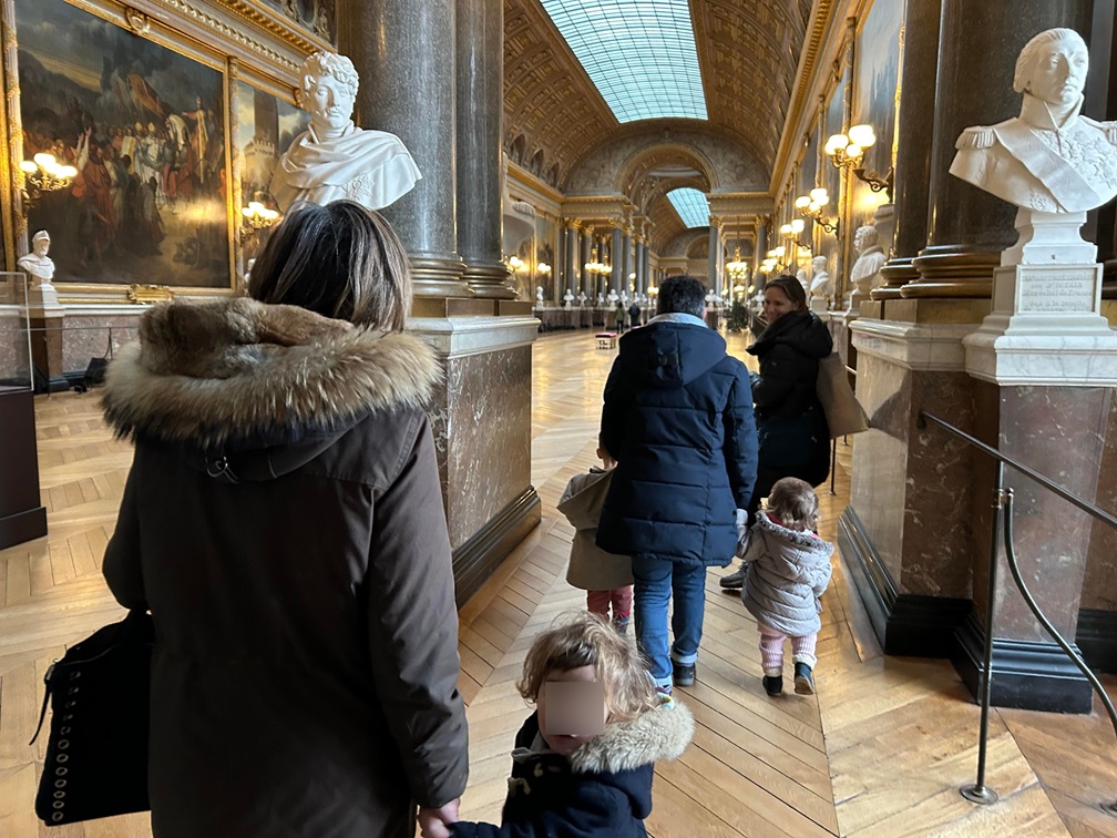 atelier intergénérationnel au château de Versailles