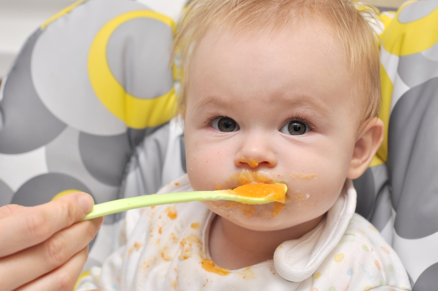 bébé qui ne mange pas